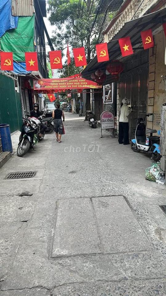 bán nhà 475/20/49 thông với 168 nguyễn xiển thanh xuân