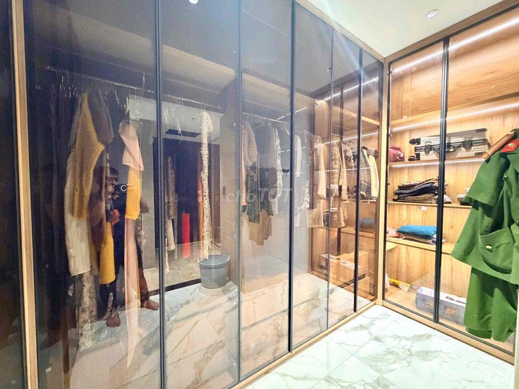 Nhà nguyên căn luxury mặt tiền Bờ Quan 11