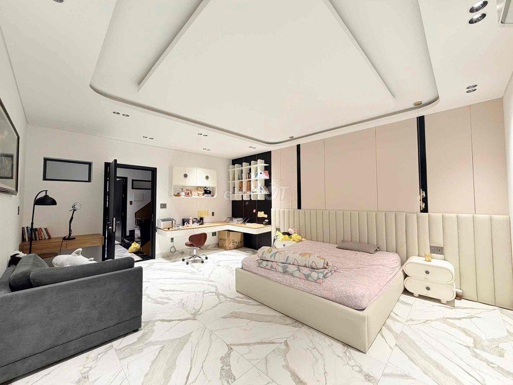 Nhà nguyên căn luxury mặt tiền Bờ Quan 11