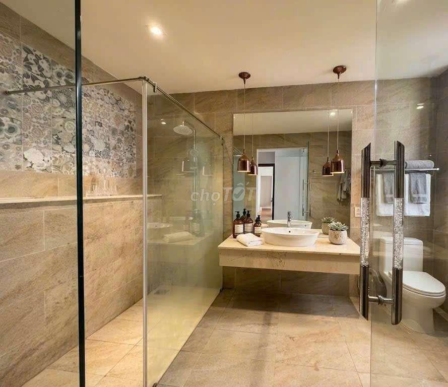 Cho Thuê Villa Đường Hoàng Diệu - Villa for Rent on Hoang Dieu Street