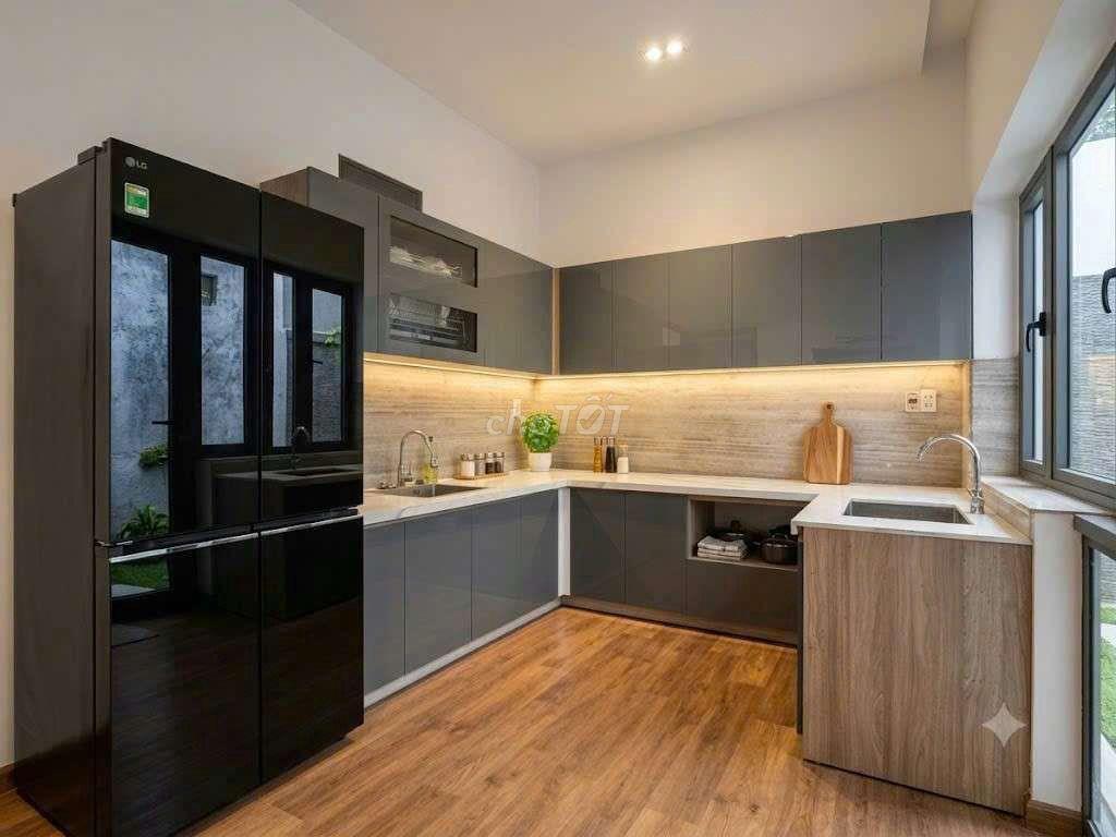Cho Thuê Villa Đường Hoàng Diệu - Villa for Rent on Hoang Dieu Street