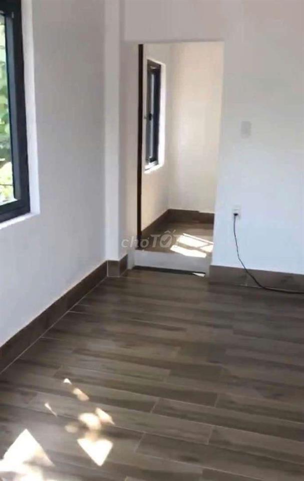 Cho thuê nhà 2 mặt tiền đường Hà Huy Tập