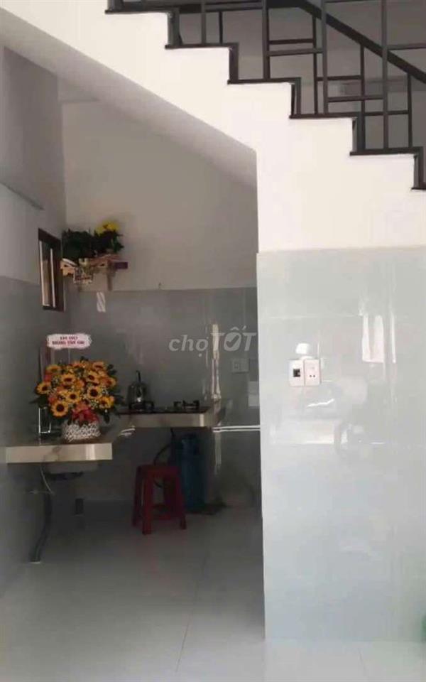 Cho thuê nhà 2 mặt tiền đường Hà Huy Tập
