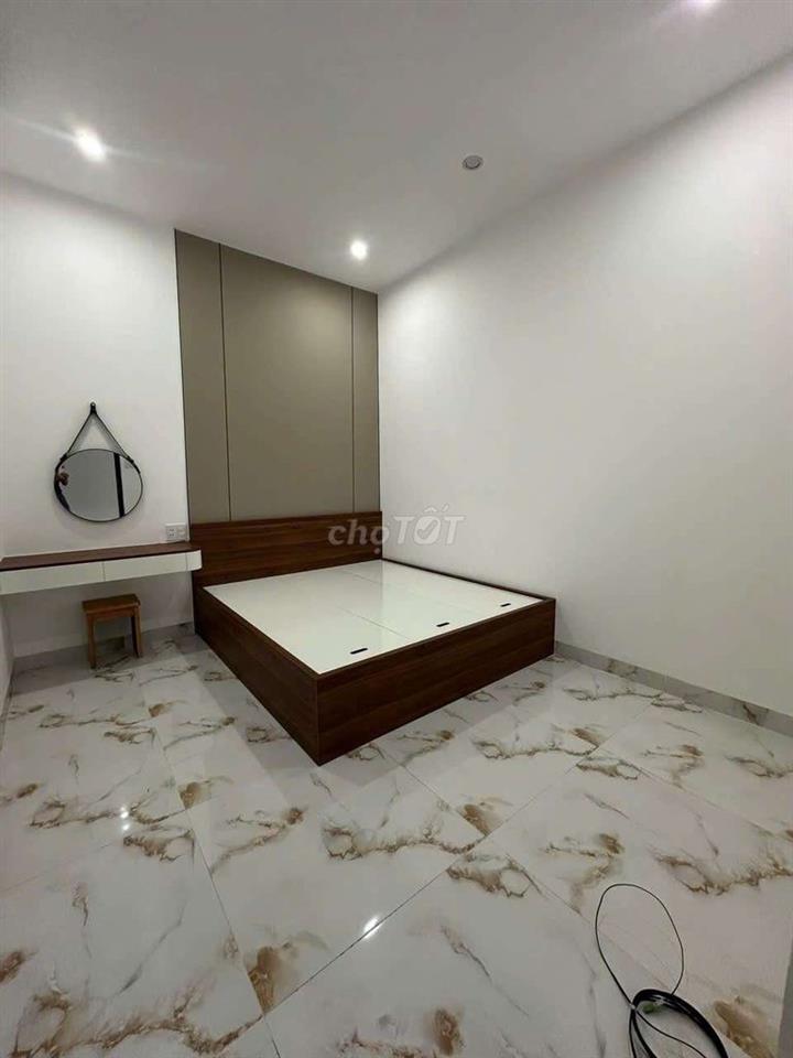 Cho Thuê Nhà 2 tầng mặt tiền đường Quách Xân