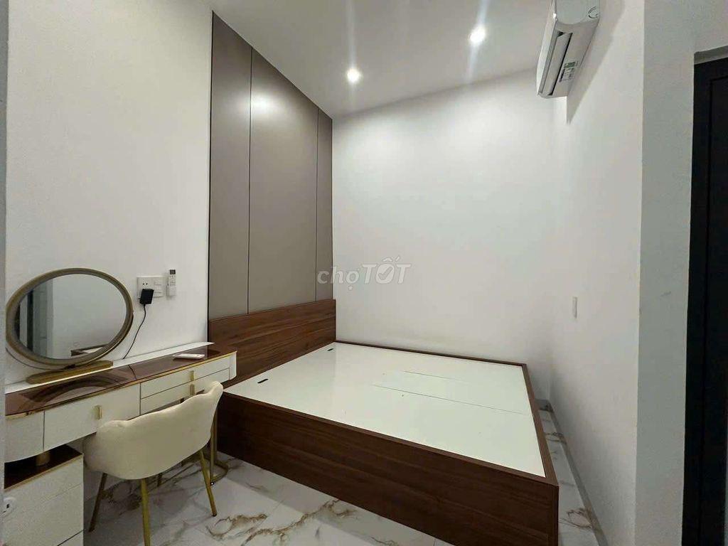 Cho Thuê Nhà 2 tầng mặt tiền đường Quách Xân