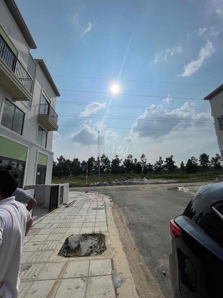 CHO THUÊ NHÀ KHU NGỌC LAN KHOME NEW CITY KCN VSIP2, ĐỒNG AN, PHÚ TÂN