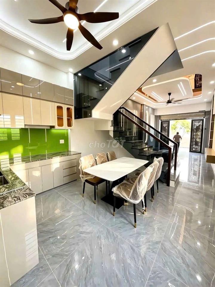 NHÀ MỚI HOÀN THIỆN, HẠ GIÁ, GẦN LÀNG ĐẠI HỌC, GẦN METRO SUỐI TIÊN,