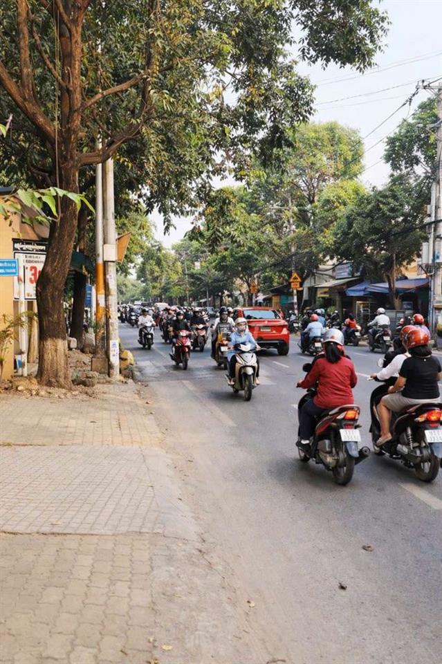CẦN BÁN LÔ ĐẤT MẶT ĐƯỜNG KINH DOANH, HẠ GIÁ SÂU