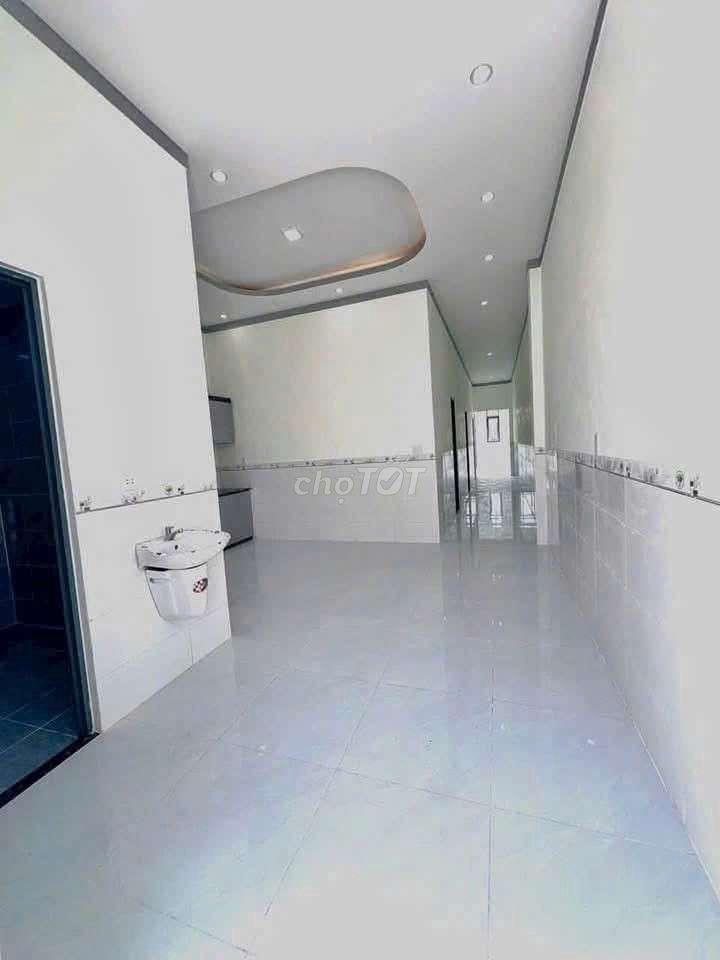 nhà cấp 4 giá 1ty199tr 3 phòng ngủ có thổ cư đường nhựa 8m