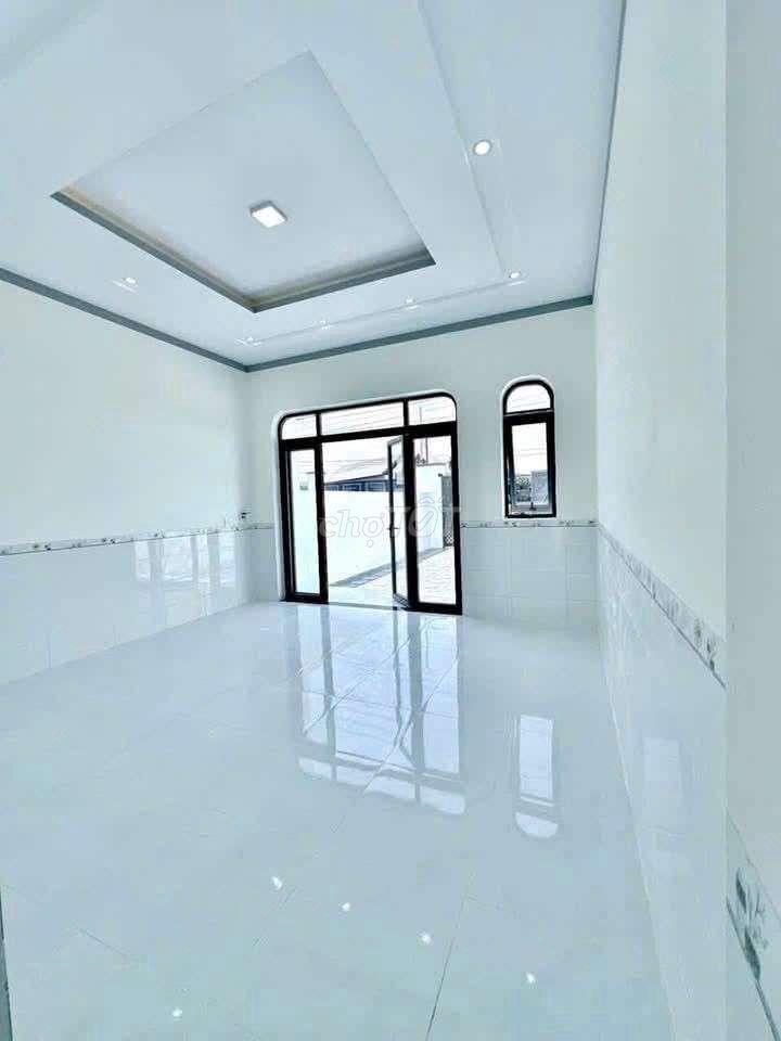 nhà cấp 4 giá 1ty199tr 3 phòng ngủ có thổ cư đường nhựa 8m
