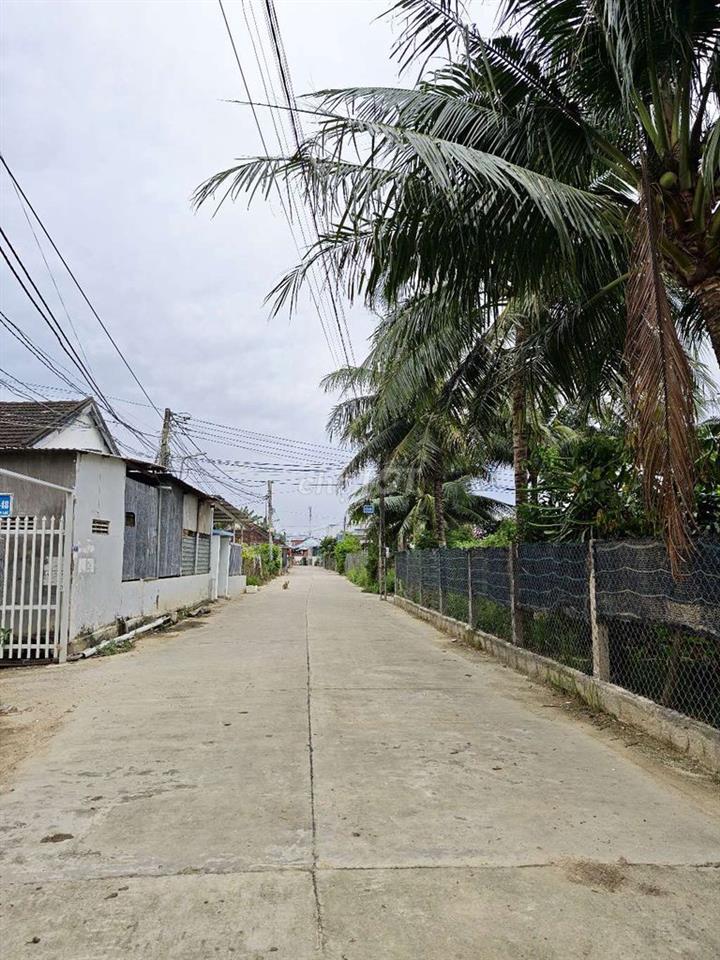 bán đất gấp . chính chủ.  xã vĩnh ngọc . phường tây nha trang