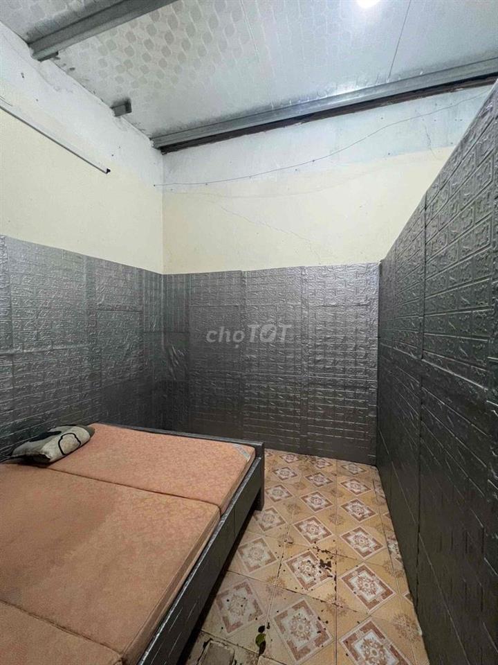 cần cho thuê nhà nhỏ lạch tray