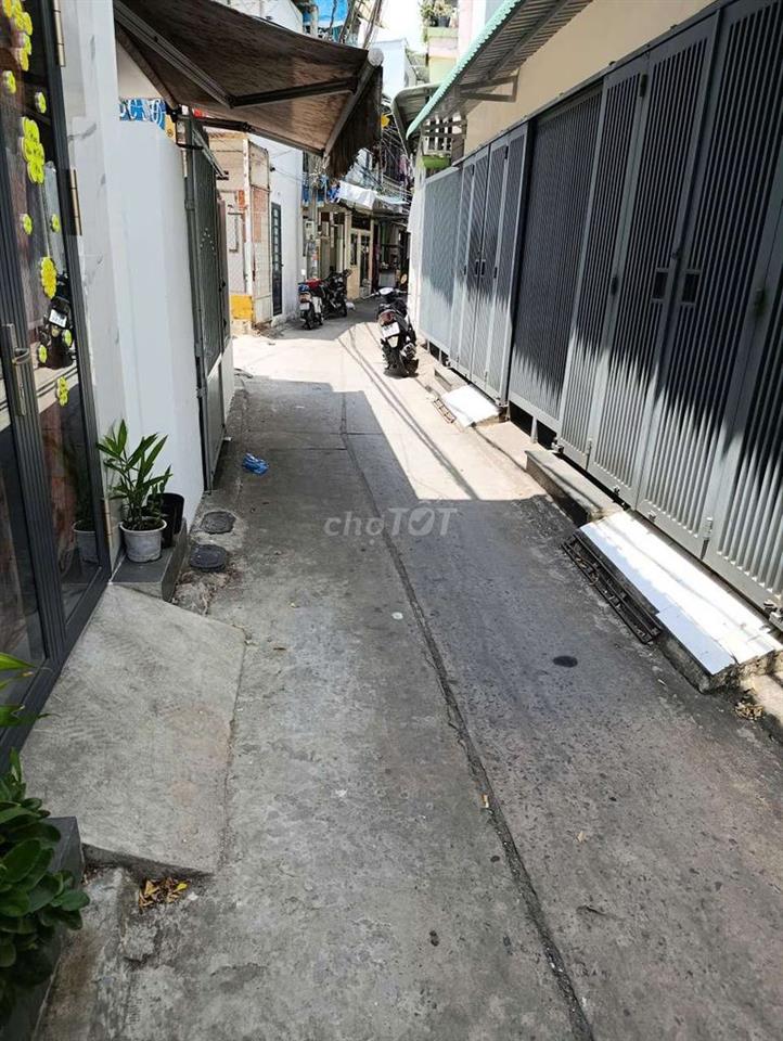Bán nhà 1 trệt 1 lầu 