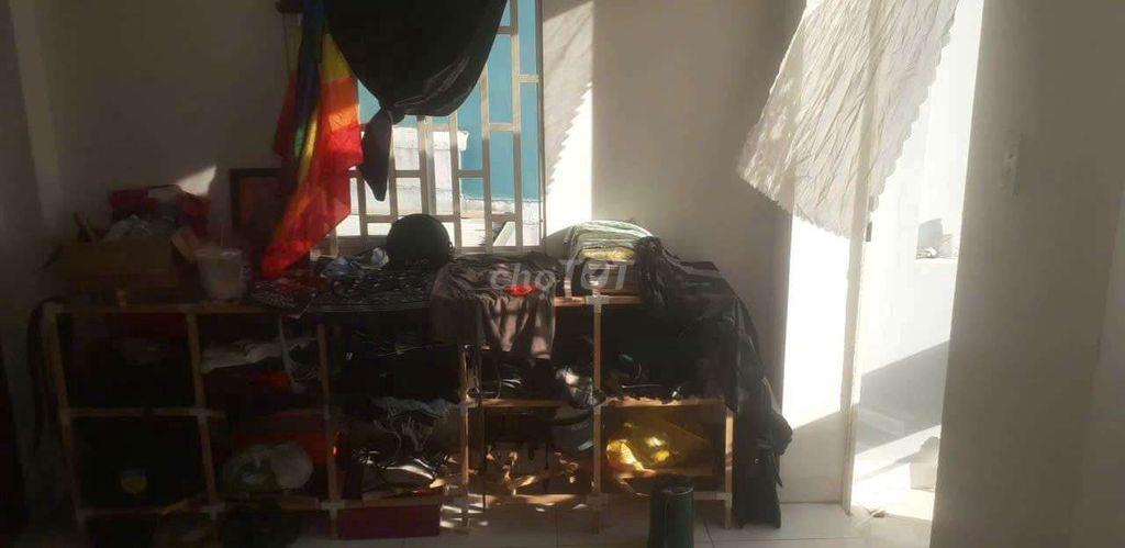 Tìm bạn ở ghép