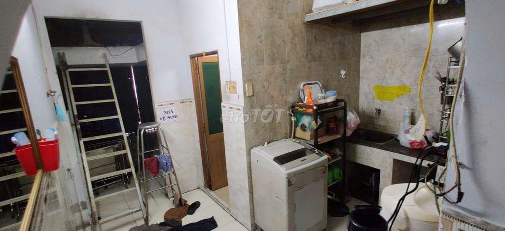 Bán căn hộ cc Hùng Vương 2 mặt tiền