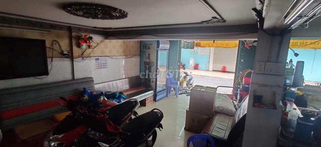 Bán căn hộ cc Hùng Vương 2 mặt tiền