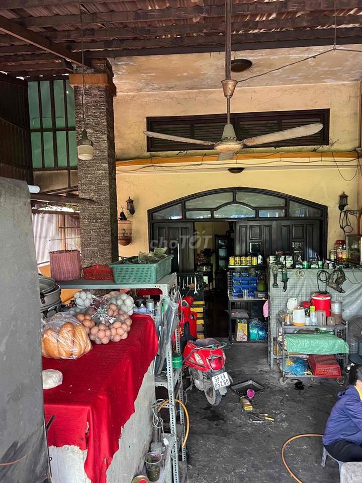 Nhà mặt tiền,diện tích khủng,sinh lời ngay