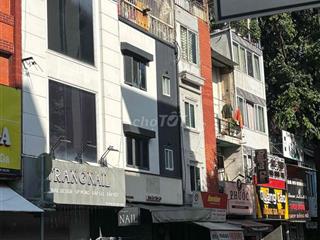 Chính chủ cần bán nhà MT Đường Trịnh Đình Thảo 5 x 22m, 3,5 Tầng, Giá