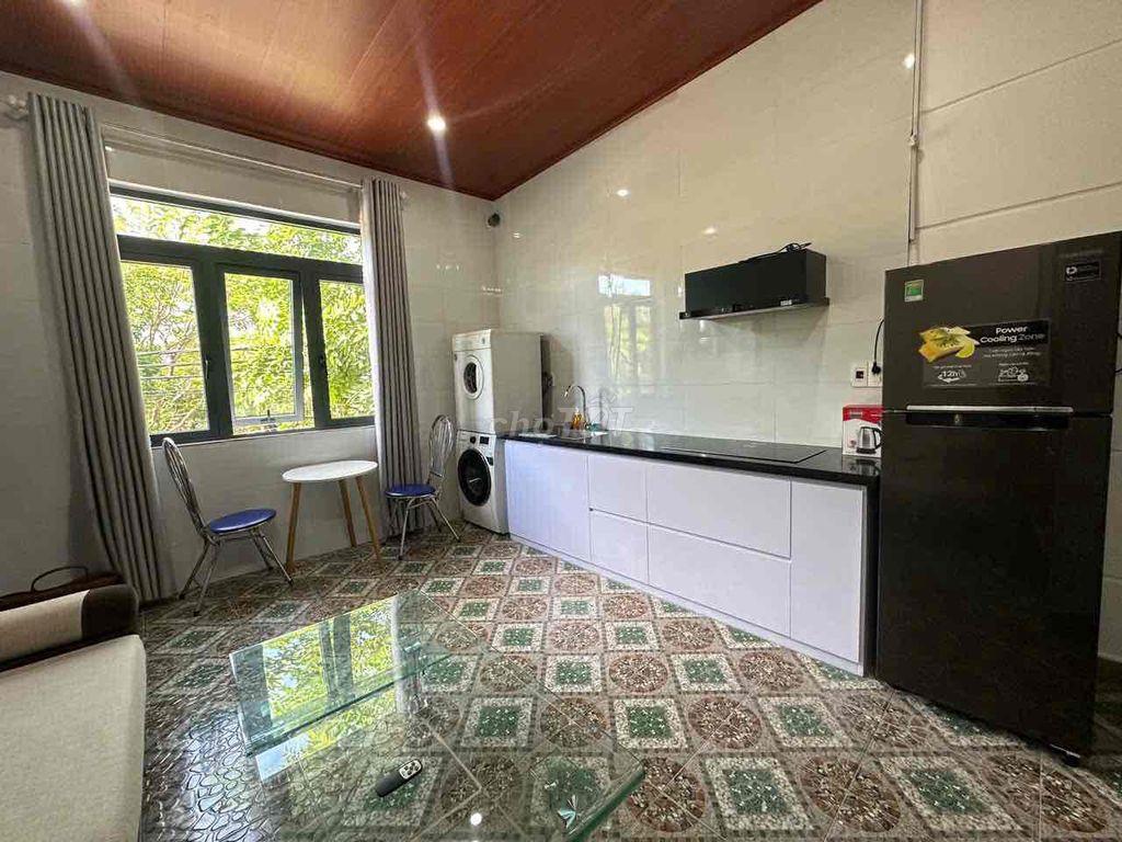Căn hộ 50m2 mới xây , đường 8m , khu Nam Việt Á