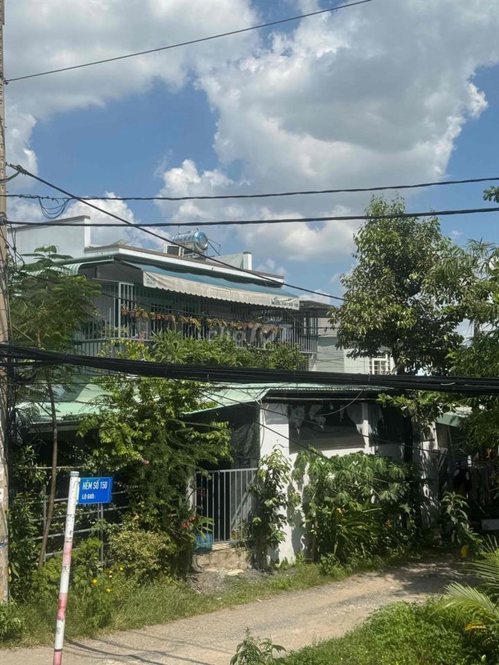NHÀ MẶT TIỀN BÁN GẤP