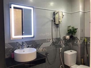 cần nữ ở ghép