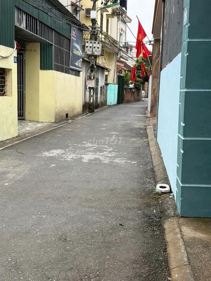 BÁN ĐẤT 88M² ĐÔNG DƯ, BÁT TRÀNG – ĐƯỜNG Ô TÔ 7 CHỖ THÔNG – GIÁ 9 TỶ