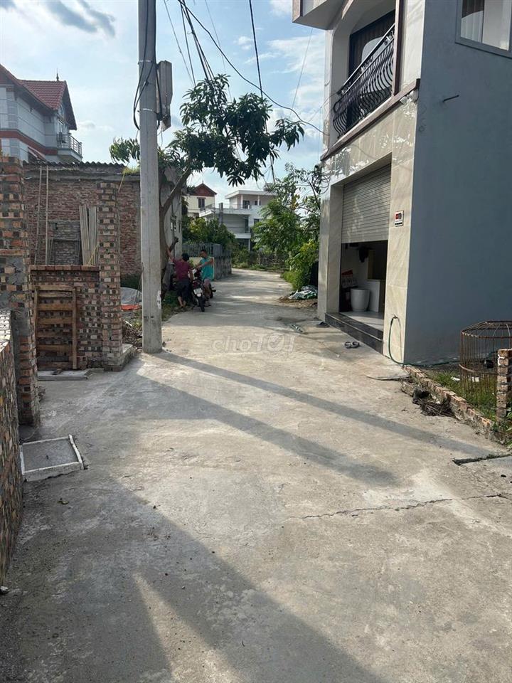 BÁN ĐẤT LÔ GÓC 40M² THÔN VÀNG – ĐƯỜNG TRƯỚC ĐẤT 2M – GIÁ 3,55 TỶ