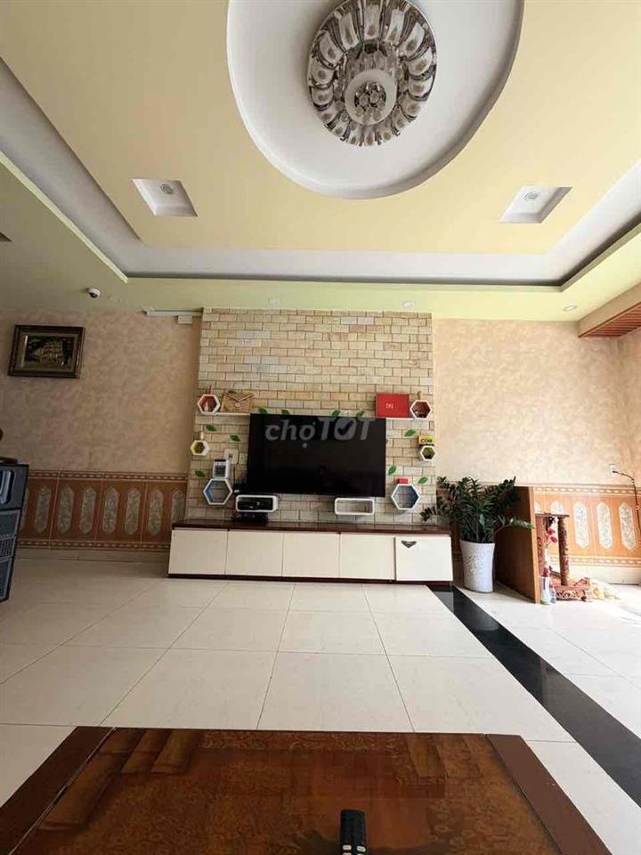 Bán nhà ở