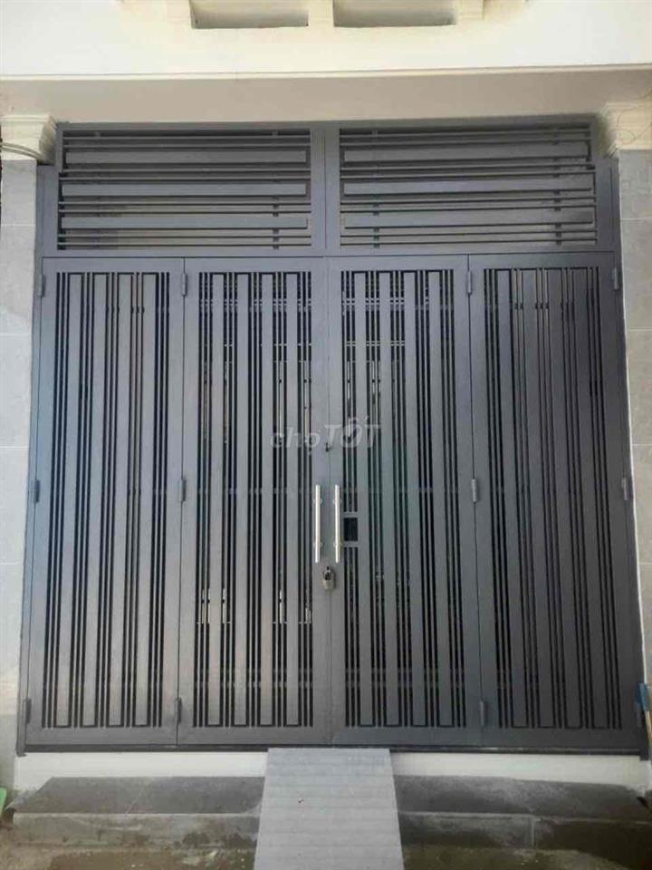 nhà mới cần bán, ai có thiện chí mua xin liên hệ .