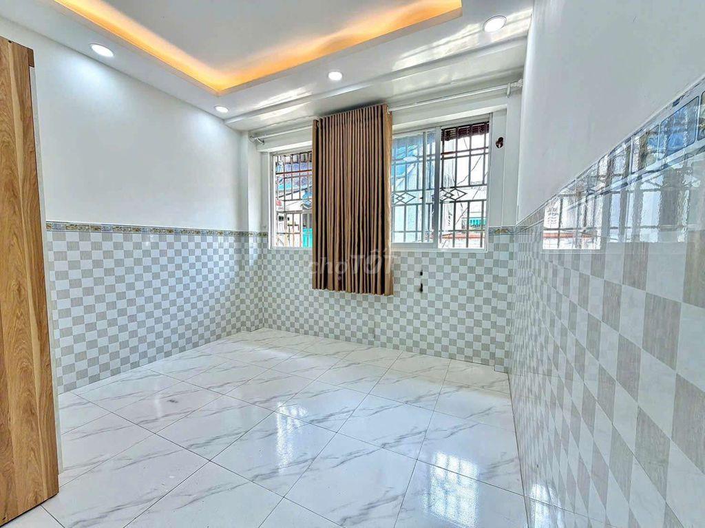 2 Tỷ - Hẻm xe hơi -  Tân Kỳ Tân Quý - Bình Hưng Hòa - Nhà đẹp