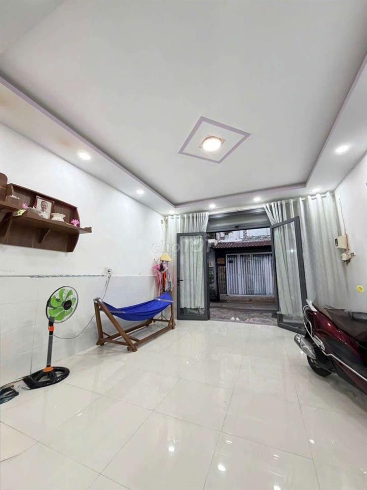 Chỉ 100tr/m2 góc 2MT Đỗ Đức Dục - Nguyễn Sơn 😱😱😱