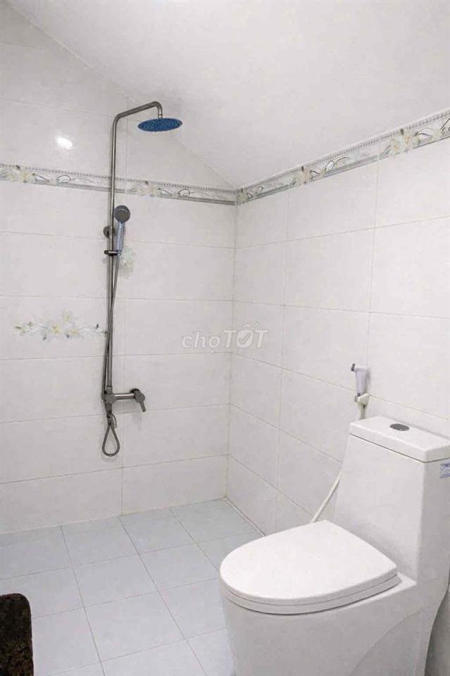phòng dịch vụ giá hssv