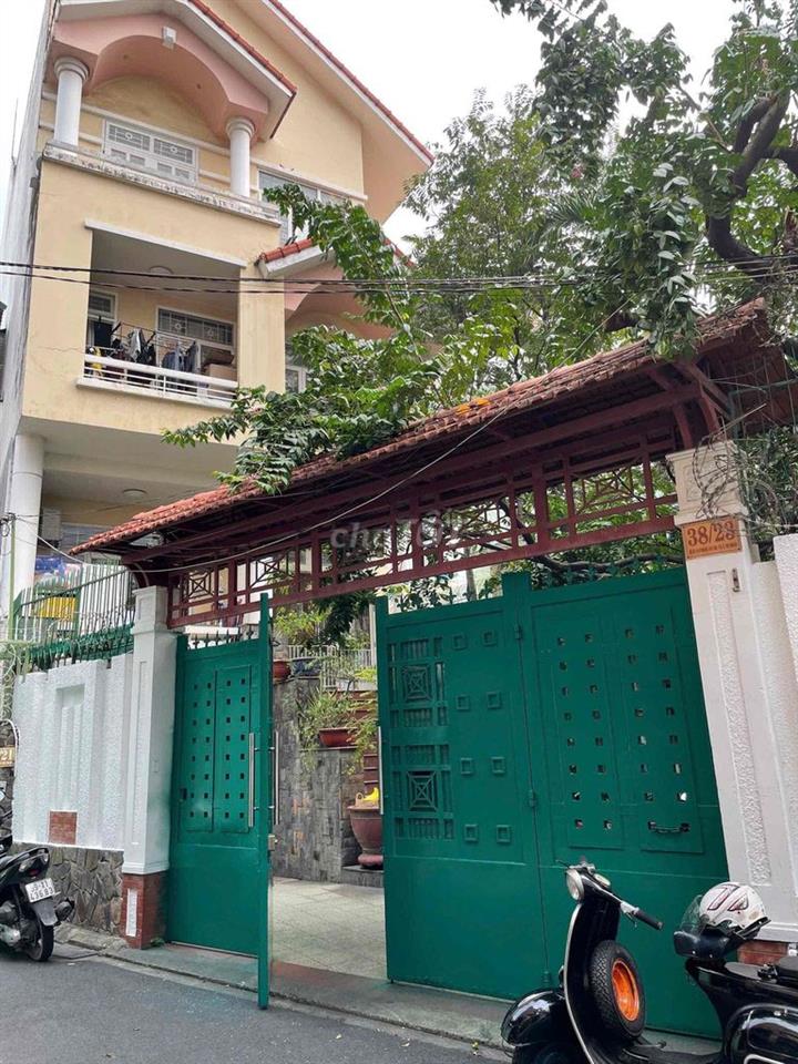 phòng dịch vụ giá hssv