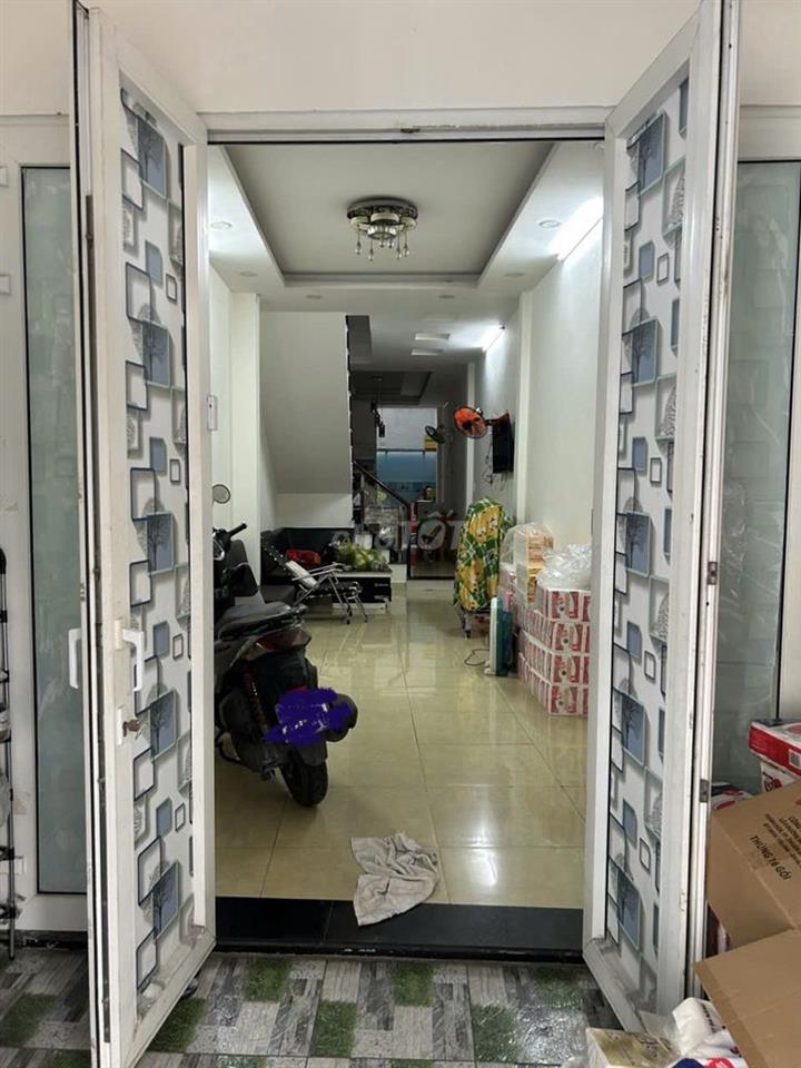 BÁN NHÀ Q11 HẺM XE TẢI 32 ÔNG ÍCH KHIÊM