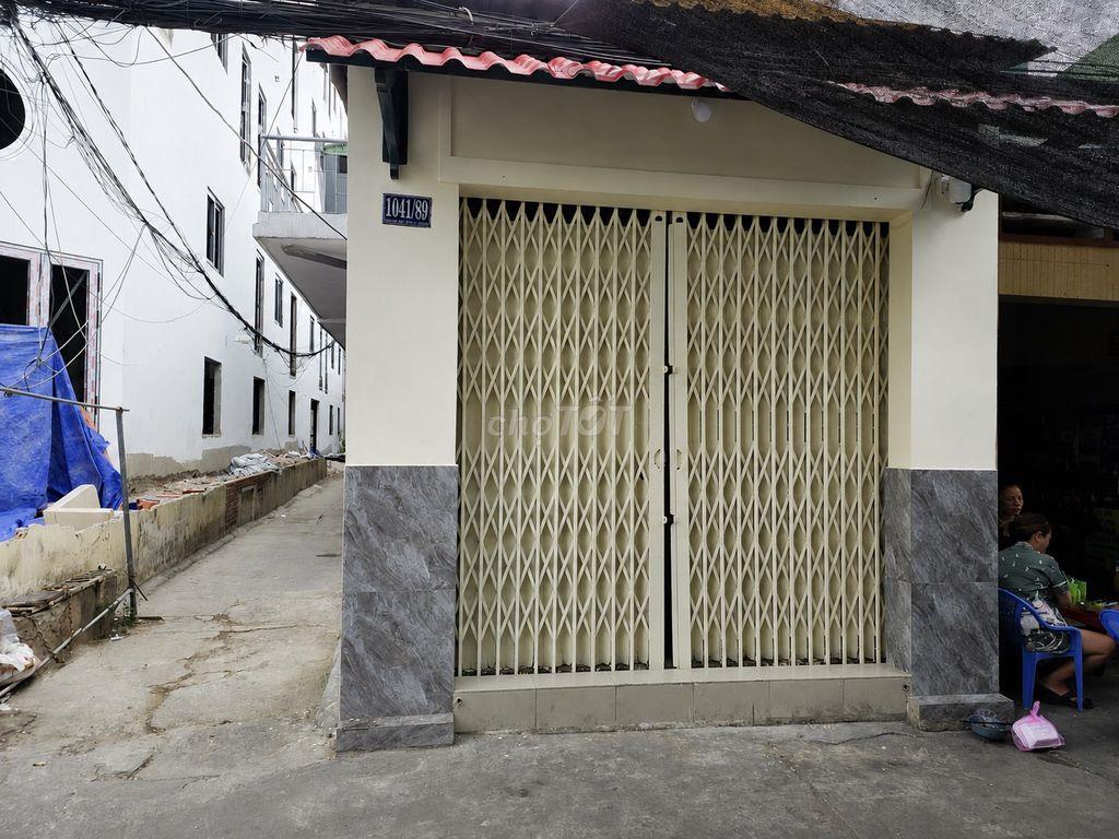 PHÒNG 50M² CÓ CỬA HÔNG GẦN ĐH TÀI CHÍNH MARKETING, ĐH TĐT, VIETOPIA