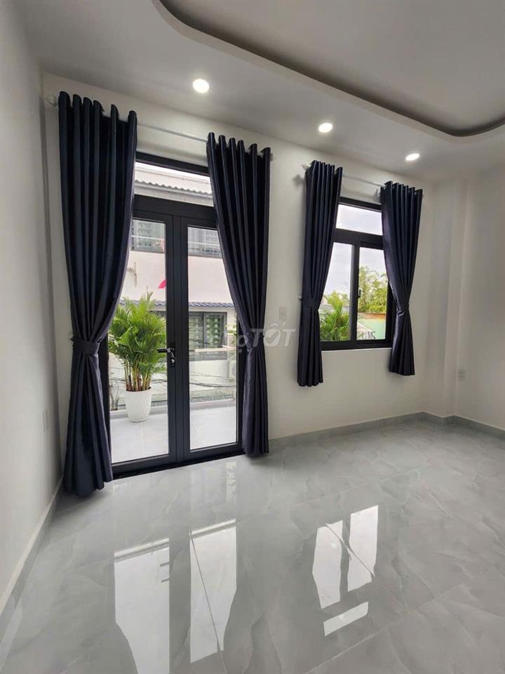 CẦN BÁN NHÀ ĐƯỜNG CHIẾN LƯỢC BÌNH TÂN