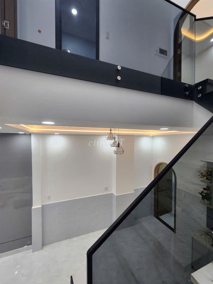 CẦN BÁN NHÀ ĐƯỜNG CHIẾN LƯỢC BÌNH TÂN