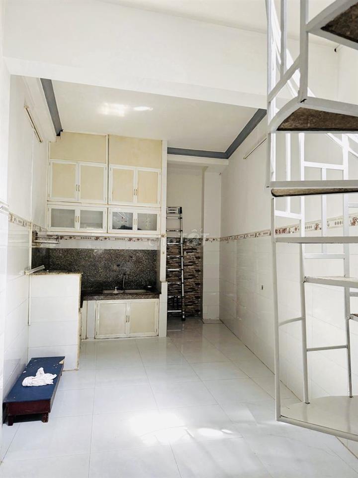 Cho thuê nhà nhỏ Quận 2