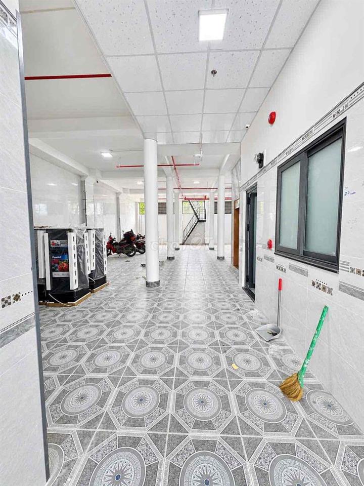 CHO THUÊ CHDV NGAY LÀNG ĐẠI HỌC FULL NỘI THẤT