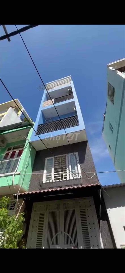 Siêu rẻ siêu zip Q6 hẻm VIP 5 tầng ( 4 tỷ 700 ) Ngang 3m1 dài 10m nhà