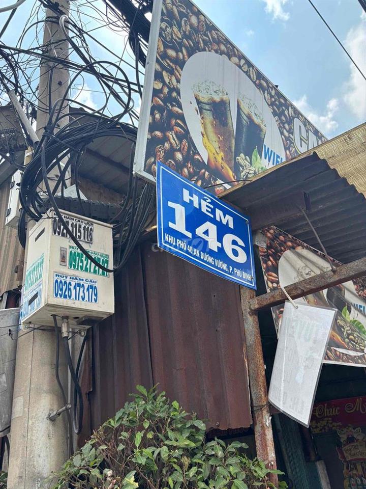 ngang 3m dài 6m 1 trệt 1 lửng 2 mặt tiền  Vị trí: 146/ An dương Vương