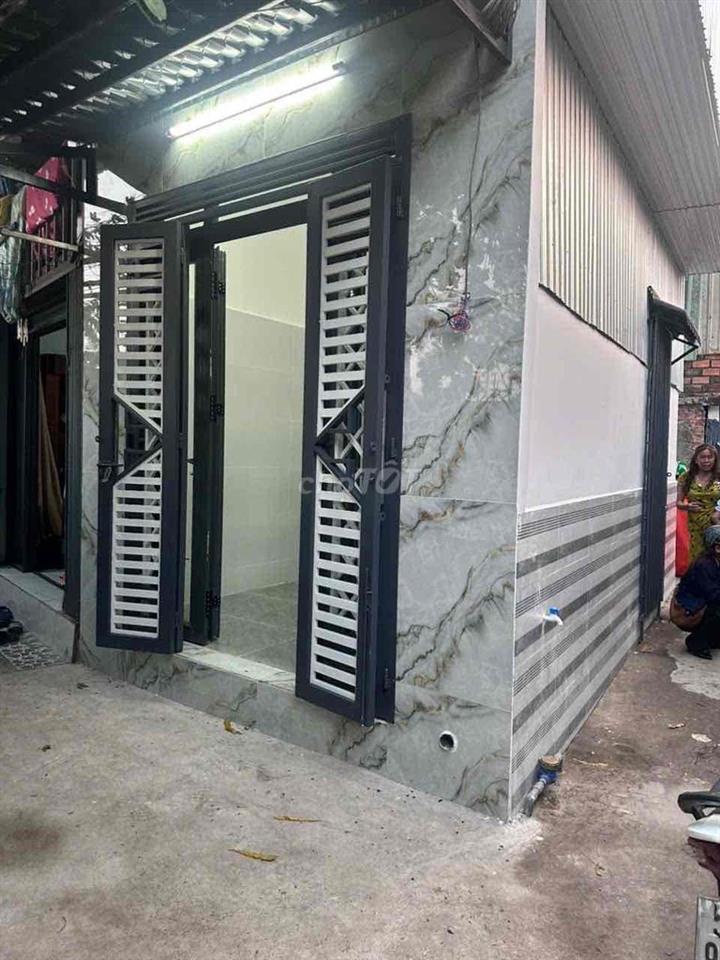 ngang 3m dài 6m 1 trệt 1 lửng 2 mặt tiền  Vị trí: 146/ An dương Vương