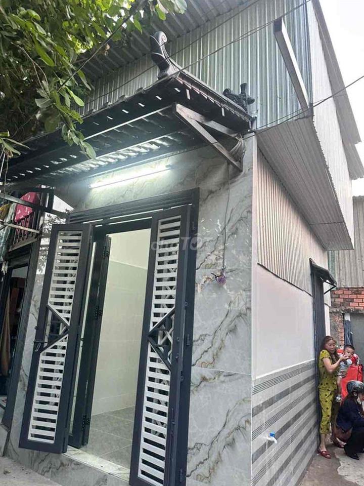 ngang 3m dài 6m 1 trệt 1 lửng 2 mặt tiền  Vị trí: 146/ An dương Vương