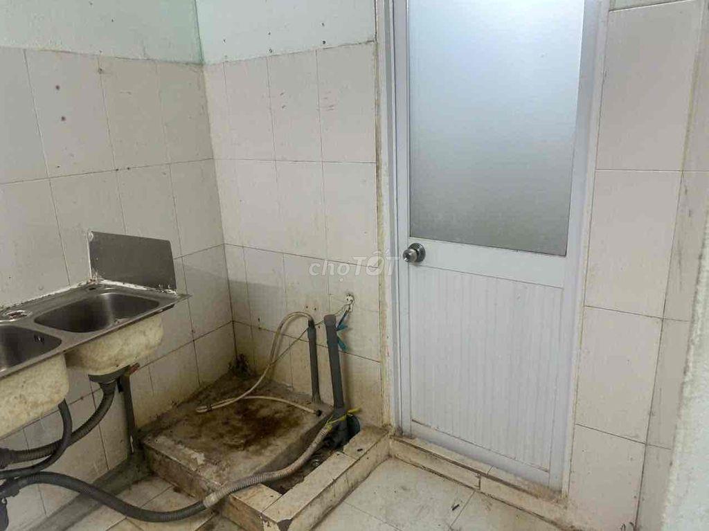 ♦️Nhà 1/ Chiến Lược- Bình Tân  ♦️Dt 4,3m*12m.   1 trệt 1 Lửng,  có phòng