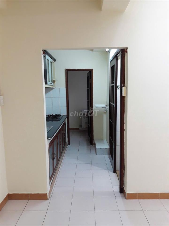 Bán căn hộ chung cư Hòa Bình, 90A Lý Thường Kiệt, Quận 10, TP.HCM