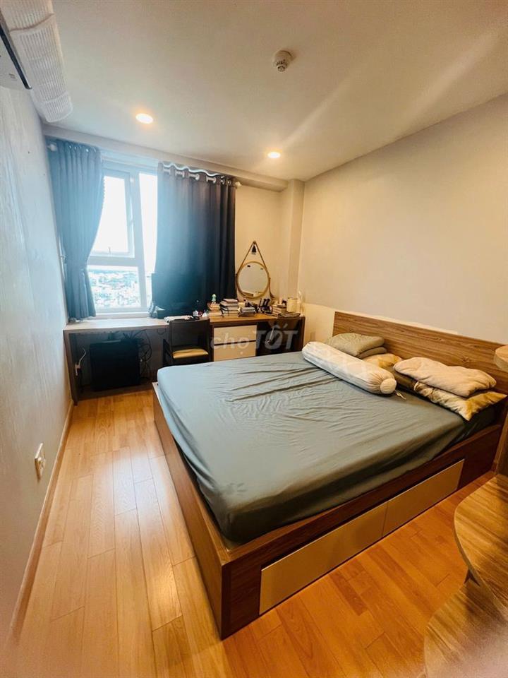 2PN full nội thất tầng cao nhất view sông Q6