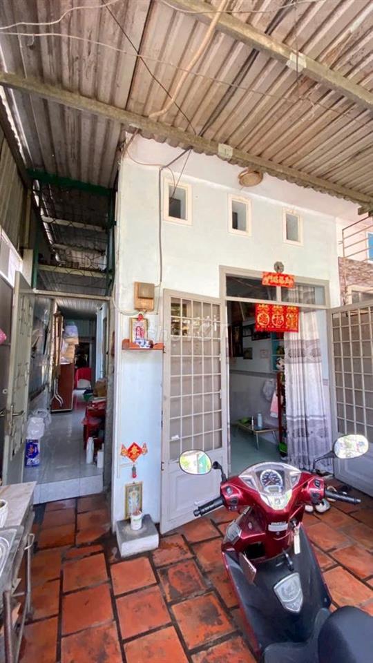 NHÀ CẤP 4-TRUNG TÂM THỦ ĐỨC