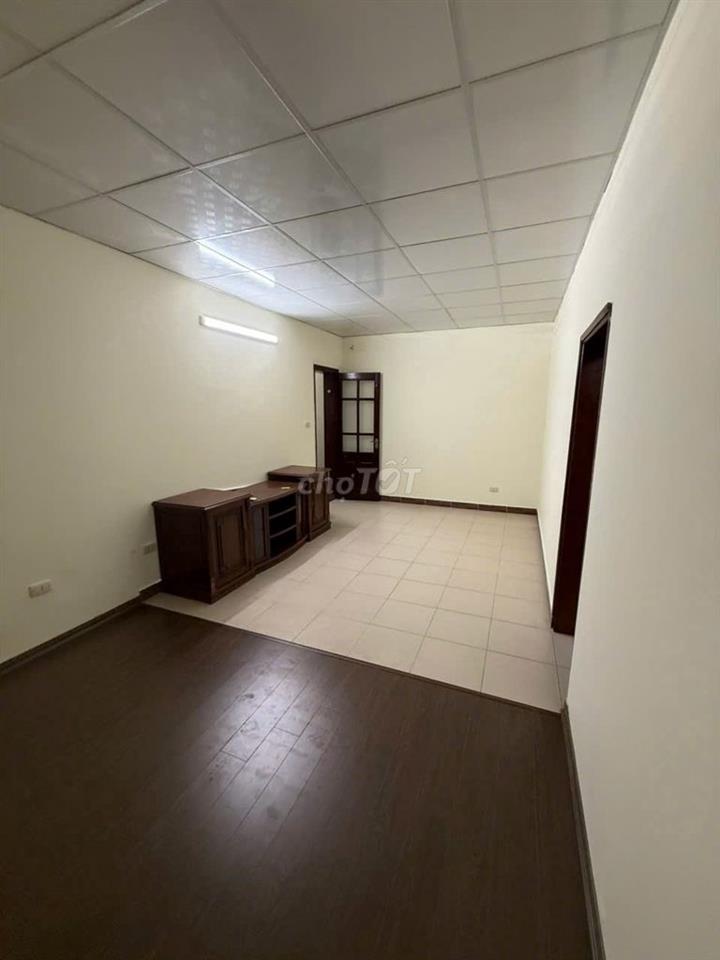 CHO THUÊ NHÀ TẦNG 2  KHU 8/3, PHƯỜNG BẠCH MAI