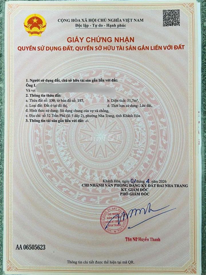 bán nhà 2 tầng mới 100%  mặt tiền đường Việt Bắc cách biển chỉ tầm 40