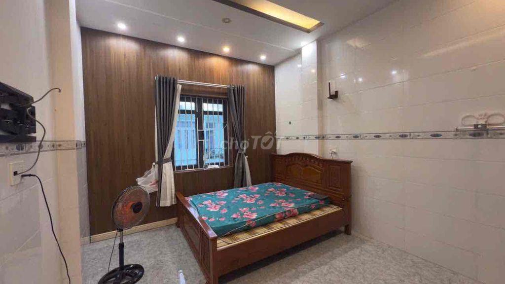 🔥 Cho Thuê nhà 3  tầng 2 mặt tiền đường B10 & A2 VCN Phước Long 2 giá